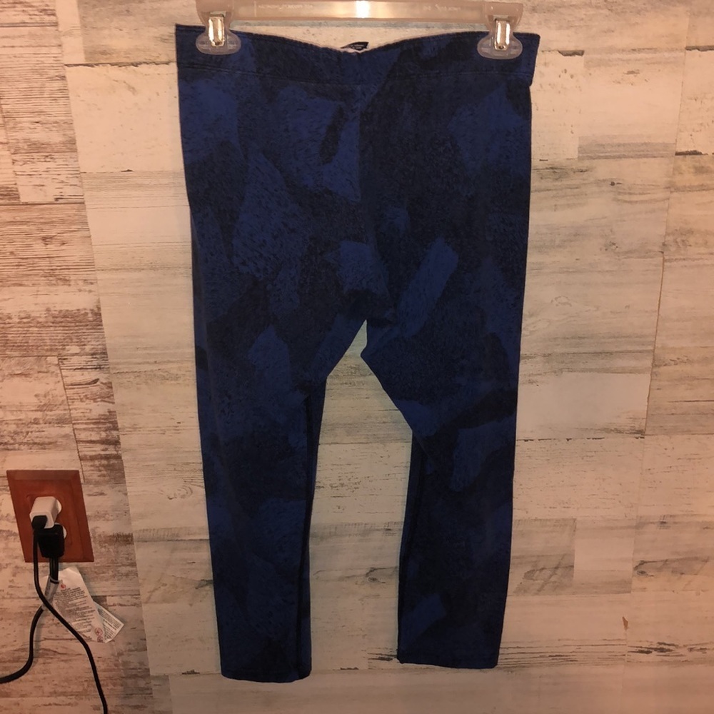 Nike talistatic leggings size medium ankle Capri pants workout leggings …​ - Picture 5 of 7